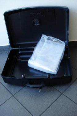 Z4 Koffer innen.jpg