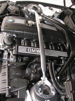 Domstrebe-Z4-für E85-86.jpg