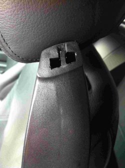 gurtführung vorne oben.jpg