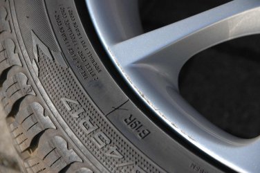 Rad 4 Schramme Sicht b2.jpeg