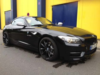 Schwarz metallic mit V-Speiche.jpg