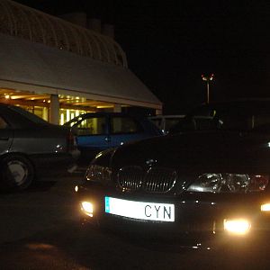 int. airport 6:00 am