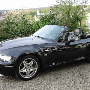 M-Roadster
