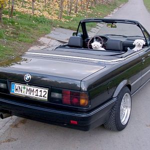 E30