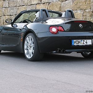 422i