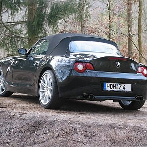 422i