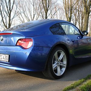 Coupé im Frühling