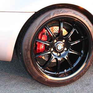 jetzt mit Sportreifen