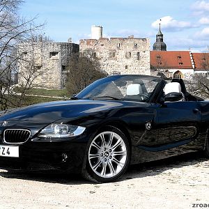 422i