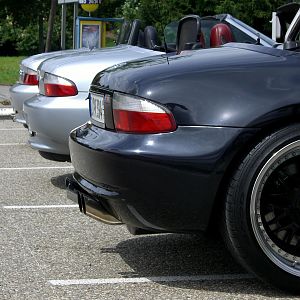 3 geile Ärsche ;-)