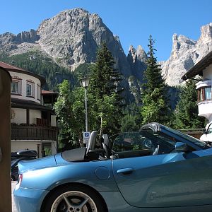 Z4 in den Dolomiten: oben blau & unten blau!