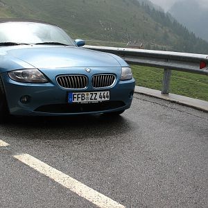 Z4 auf dem Weg zum Jaufenpaß