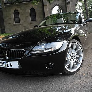 422i