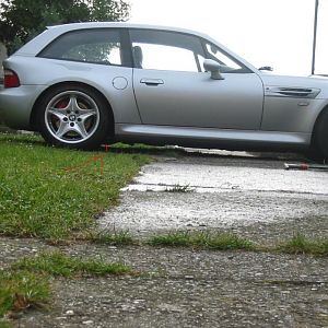 mit 17"er nur ca. 4cm luft    :-P
