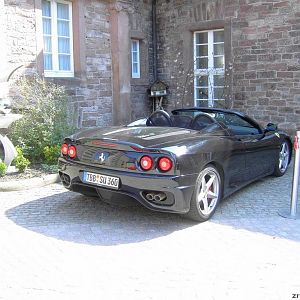 ferrari gemietet