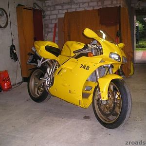 Ducati 748 - Bj. 2000