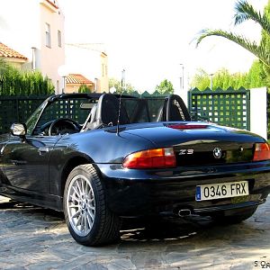Kennt Ihr ja selber... was soll man dazu noch sagen, ausser: GEILES AUTO!