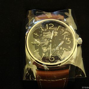 PAM 183 - Black Seal