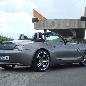 Z4 Sterling Grau