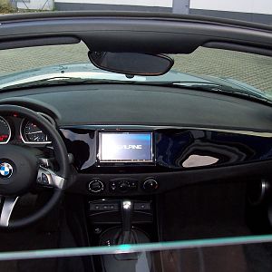 Doppel-DIN Alpine / Audison Endstufe / Exact Audio Lautsprecher