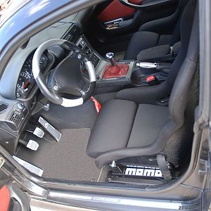 Carbon Schalensitze im Coupe