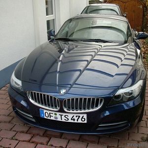 Ein Traum in Tiefseeblau!