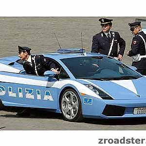Polizei_Lambo02