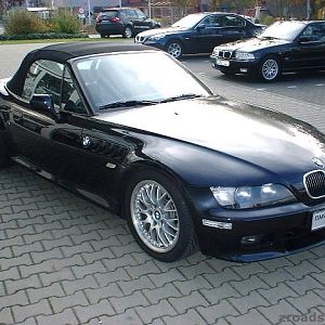 frisch beim BMW Händler damals noch
