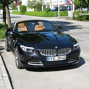 Z4_sDrive35i_1005x