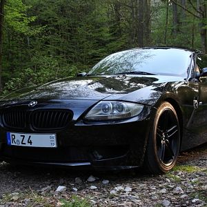 M Coupe Front