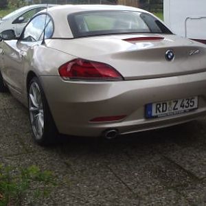 alois_buecker_elena_buecker_bmw_z4_s-drive_35i_orion_silber_13