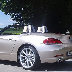 elena_buecker-z4-sDrive-35i-orion-silver-28_5_2012