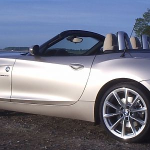alois_buecker_elena_buecker_bmw_z4_s-drive_35i_3_6_12-07