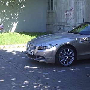 august_12th_2012_elena_buecker_alois_buecker_bmw_z4_35i_1
