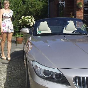 august_19th_2012_elena_buecker_alois_buecker_bmw_z4_35i_1