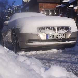 dec_6th_2012_3_alois_buecker_elena_buecker_1_st_snow