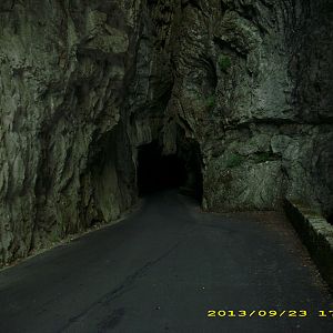 Tunnel