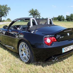 zroadster32