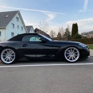Z4M40I.jpg