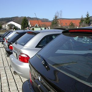 6 coupés in reih und glied ...
