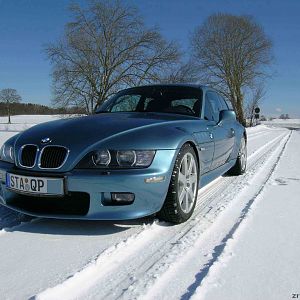 Atlanta Blau im Schnee