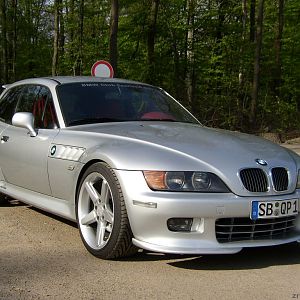 Mit Schnitzer-Fahrwerk