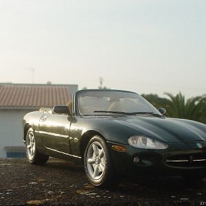 Jaguar XK 8