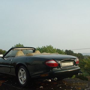 Jaguar XK 8
