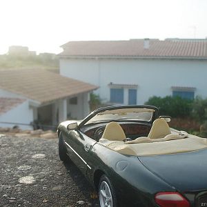 Jaguar XK 8