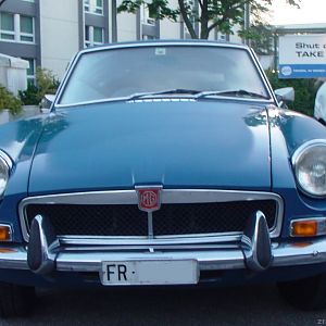 MG B GT