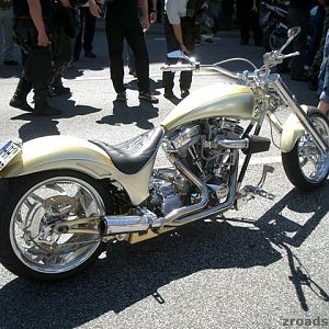 MOGO 2005