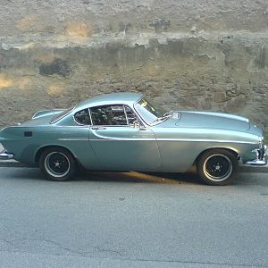 Volvo P1800E
