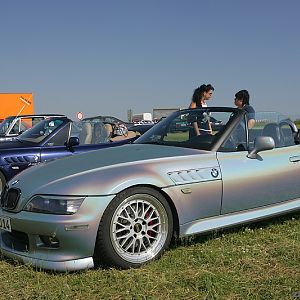 z3