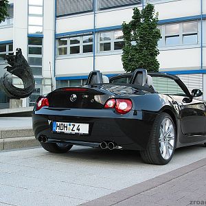 422i